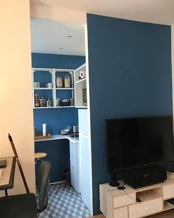 37 M2 18 Arena Adidas Apartamento *
